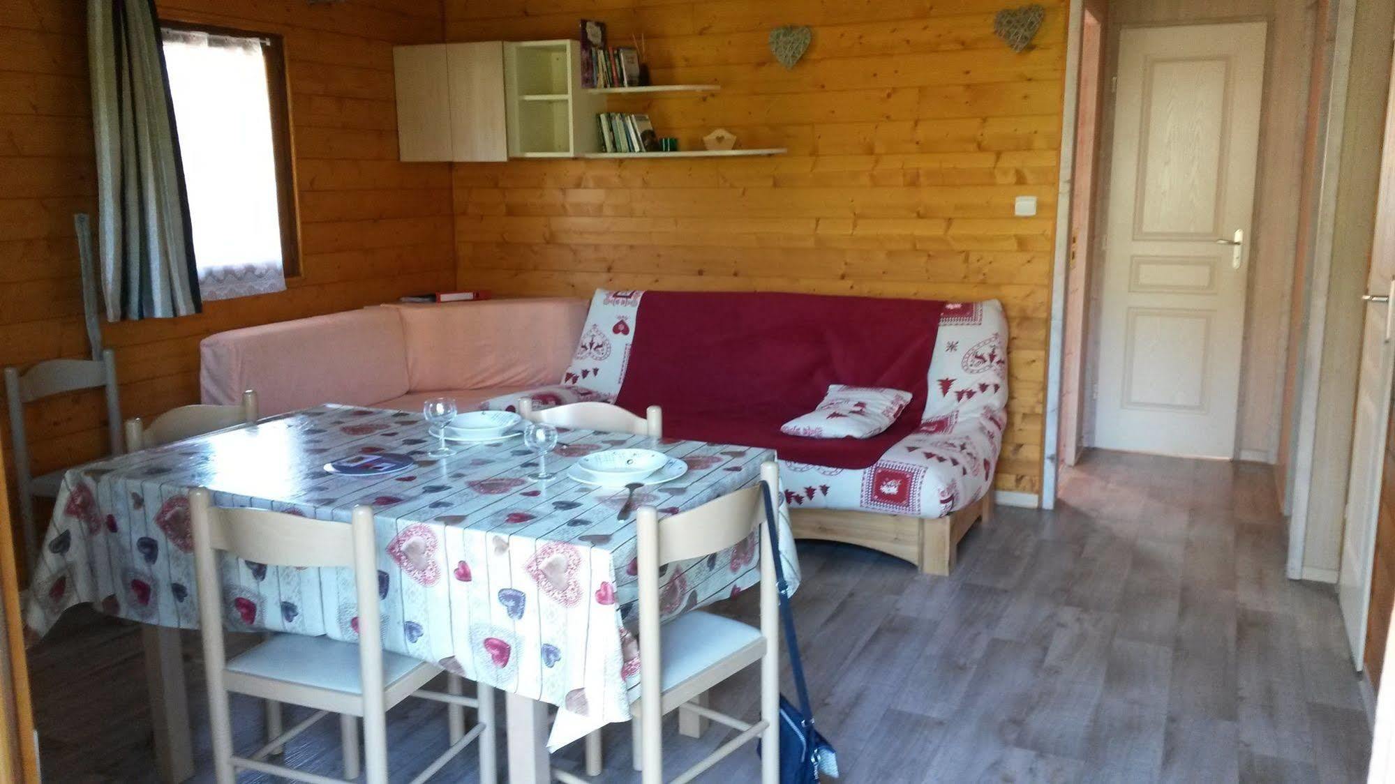 Chalets Du Lac Arcizans-Avant Luaran gambar