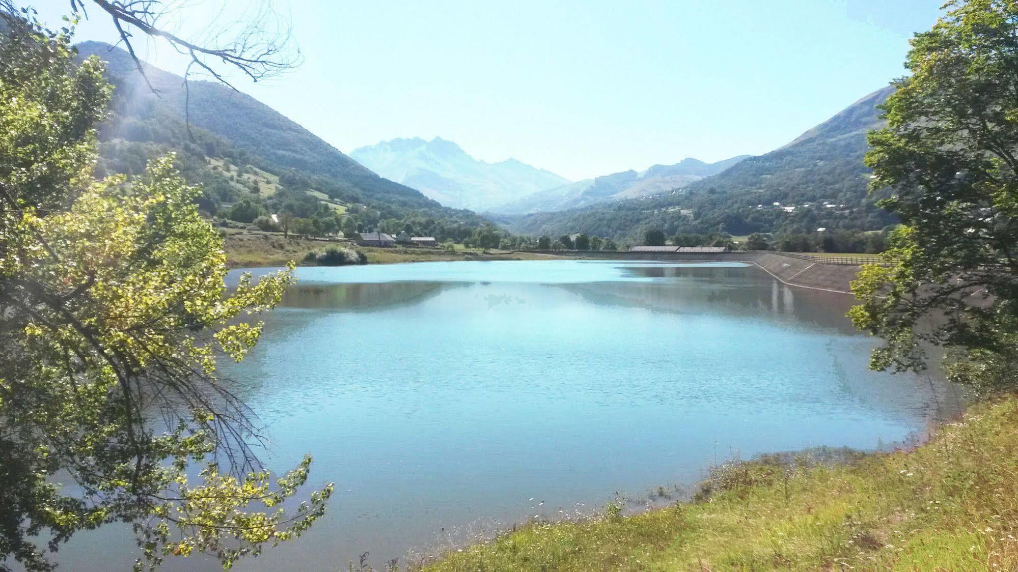 Chalets Du Lac Arcizans-Avant Luaran gambar